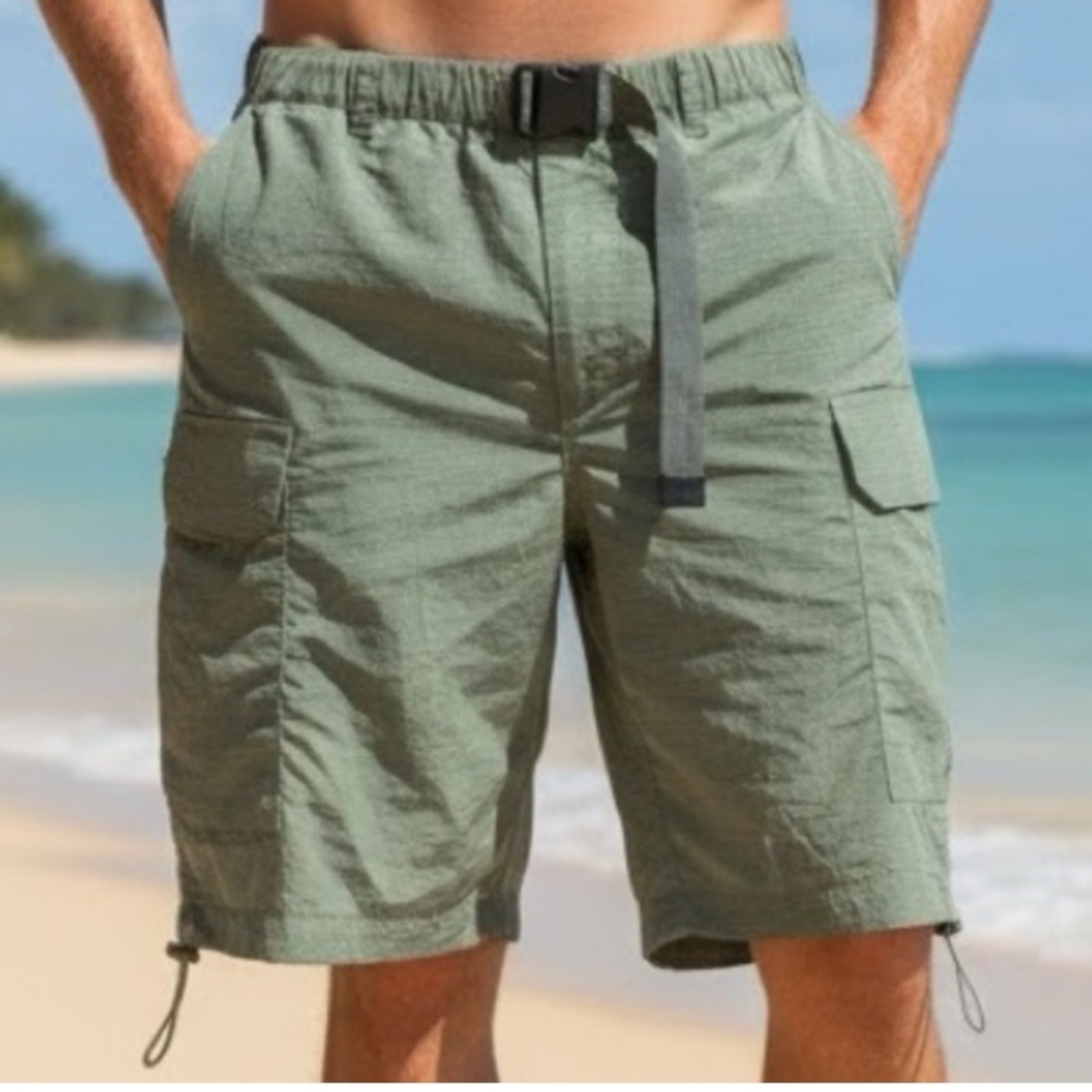 F/CE Green Belted Cargo Shorts men size M excellent preowned condition as